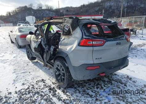 2016 Jeep Cherokee Trailhawk из США, поврежденный, VIN 1C4PJMBB3GW119041